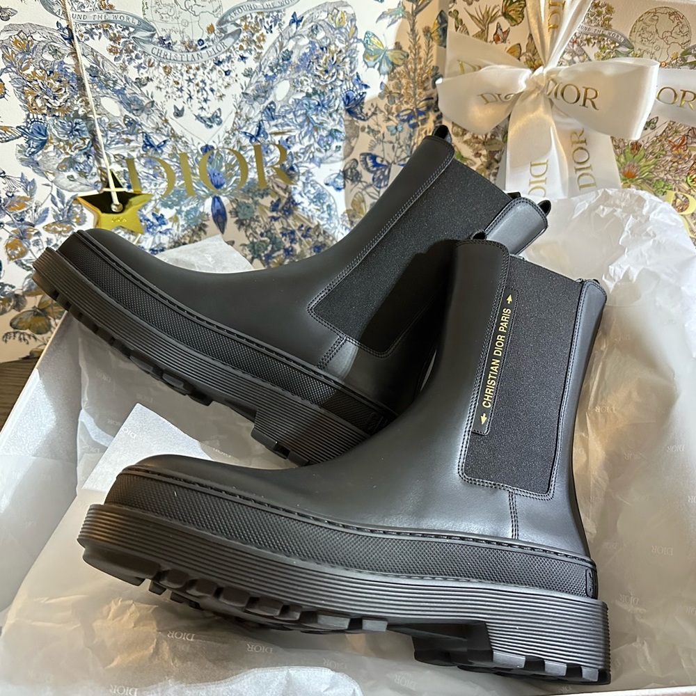 DIOR TRIAL Boot * New*